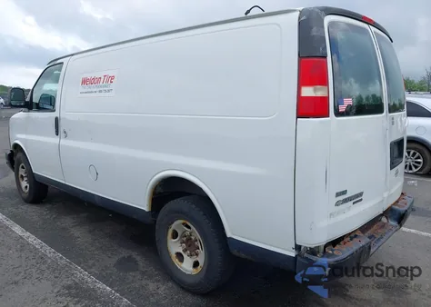 2011 Chevrolet Express 2500 Work Van из США, поврежденный, VIN 1GCWGFCA1B1176811